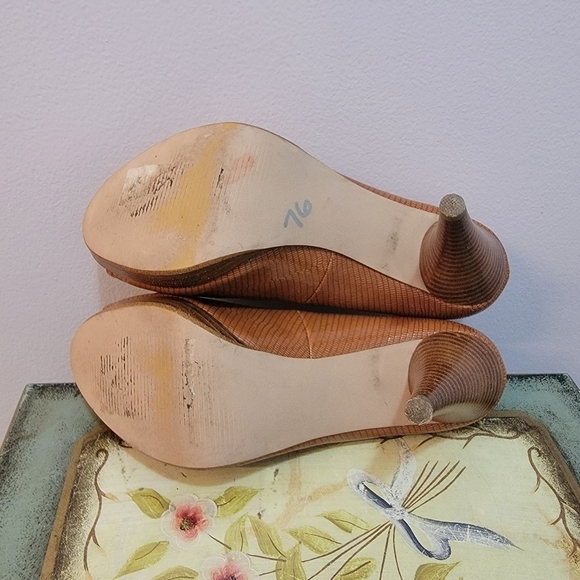 Style & Co Celine Faux Reptile Print Peep Toe Pump Size 6 - Picture 7 of 9